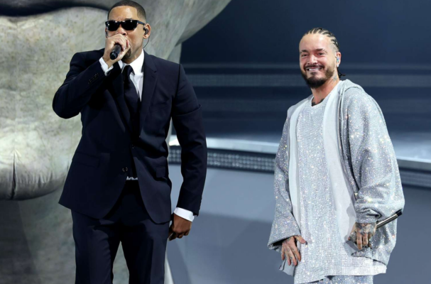 Will Smith Makes Surprise Men in Black Appearance as He Performs with J Balvin at Coachella